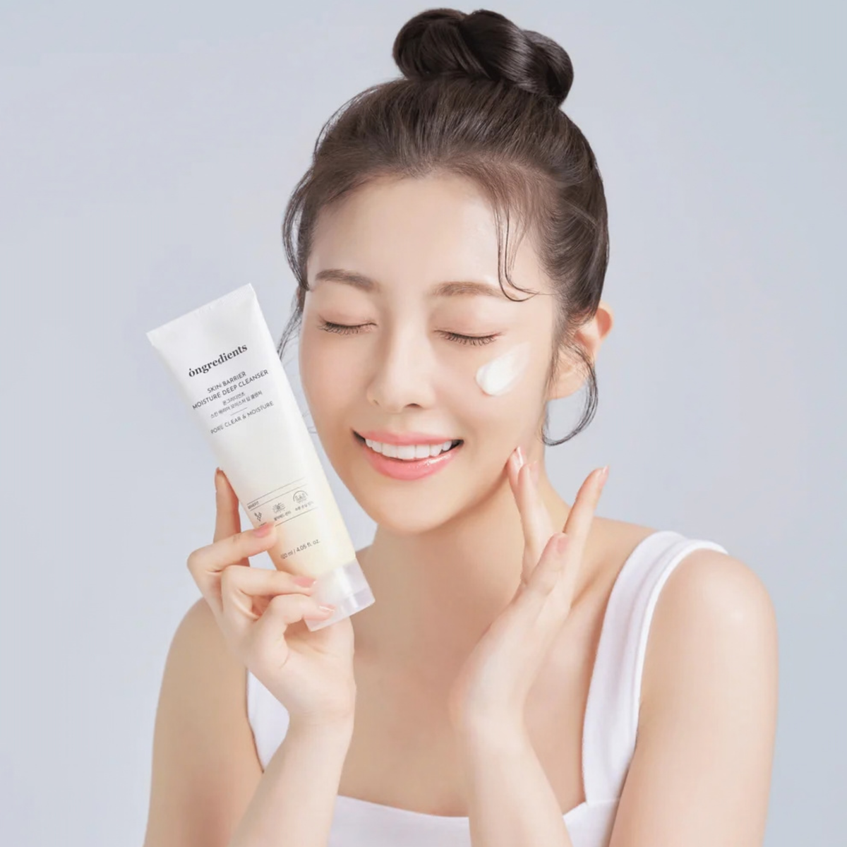 Moisturizing facial cleanser "Skin Barrier Moisture Deep Cleanser", 120 ml